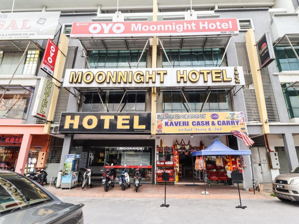 Oyo 89381 Moonnight Hotel Batu Caves Екстер'єр фото